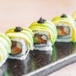日本料理 寿司 饭团 三文鱼 健康 紫菜